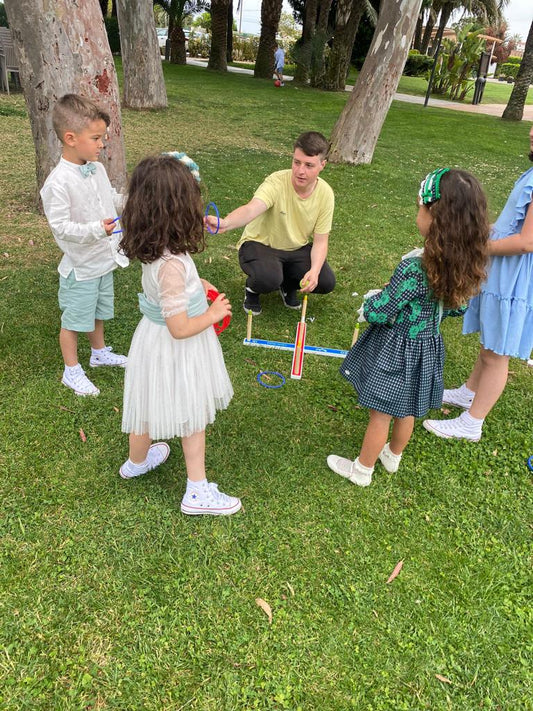 Animación Infantil para Comuniones en Valencia – Porque después de la tarta, lo que quieren es jugar